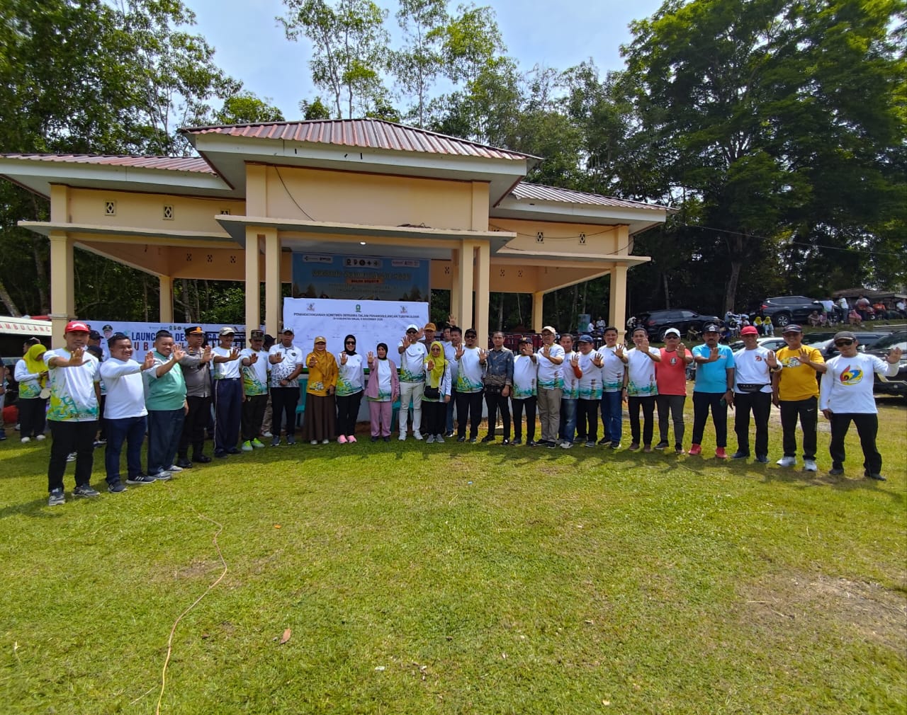 Ketua DPRD Sinjai Dukung Transformasi Kesehatan Lewat Semangat HKN ke-61 di Sinjai Selatan