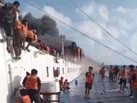 Km Mutiara Santosa 2 Terbakar Saat Berlayar Ke Makassar 250 Penumpang Dan Abk Dievakuasi